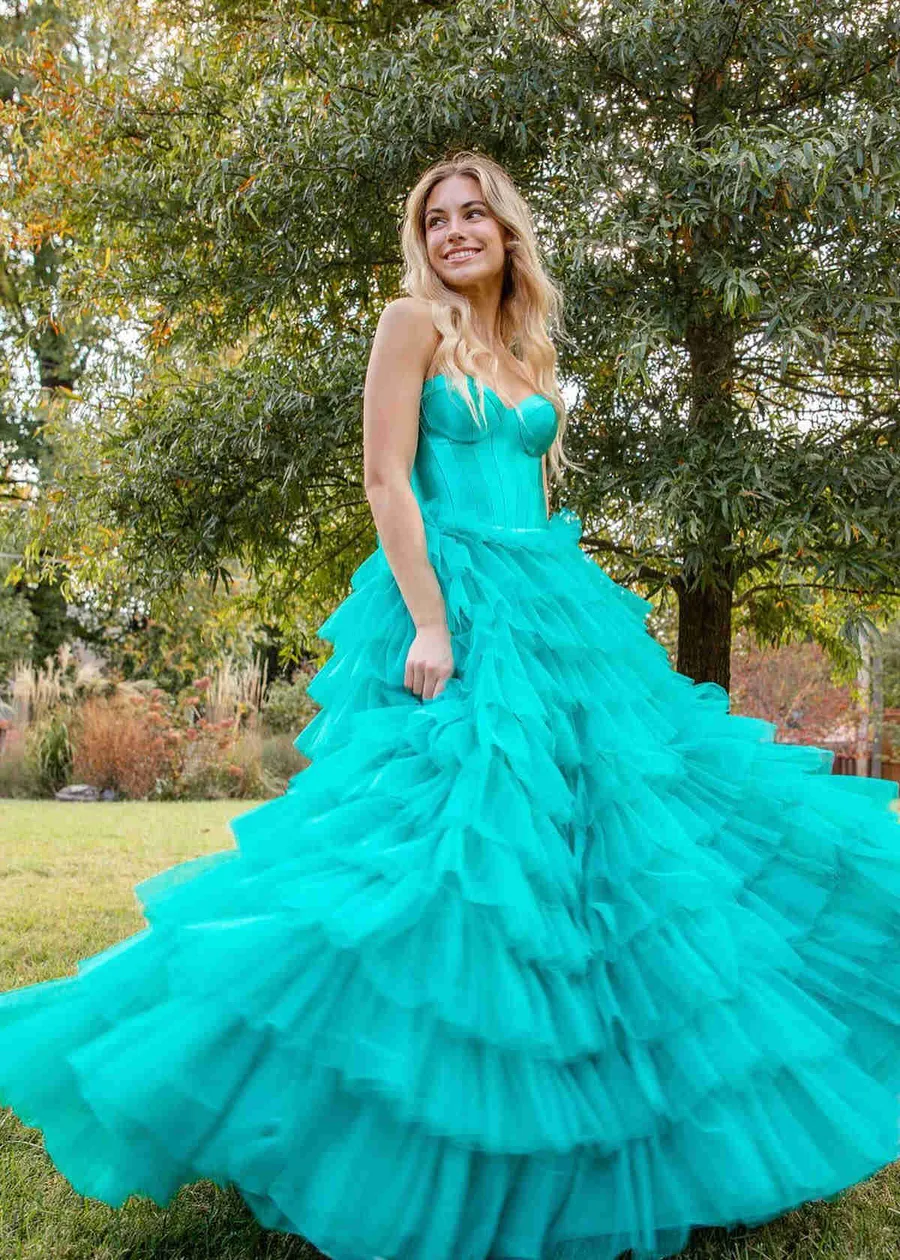 Harmony |A-Line Sweetheart Tiered Tulle Prom Dress with Slit