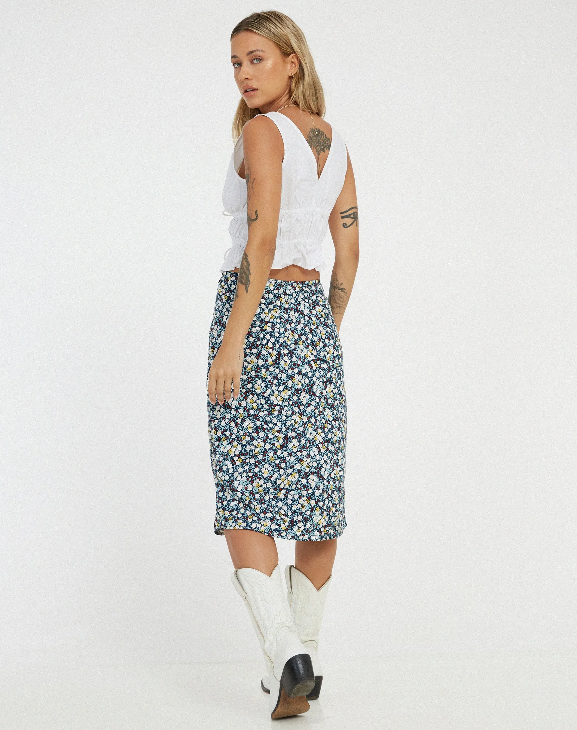 Harriet Midi Skirt in Floral Field Navy