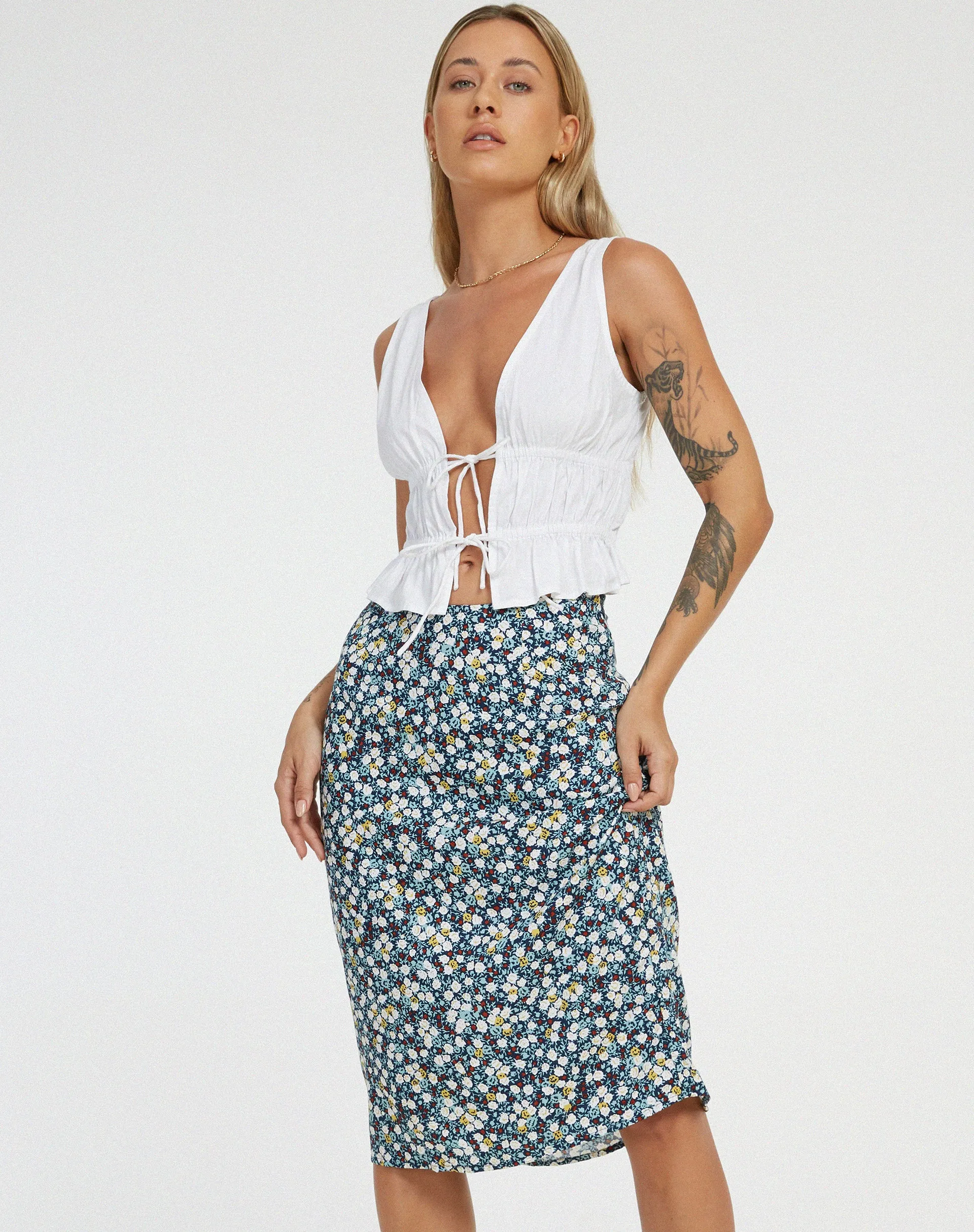 Harriet Midi Skirt in Floral Field Navy