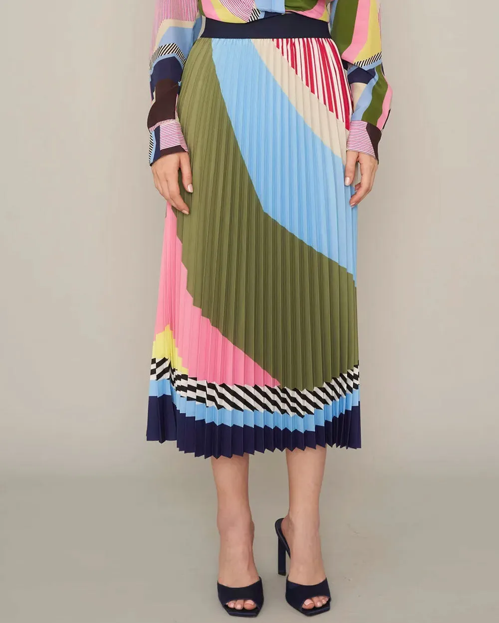 Interrupted Pattern Pleated Midi Skirt