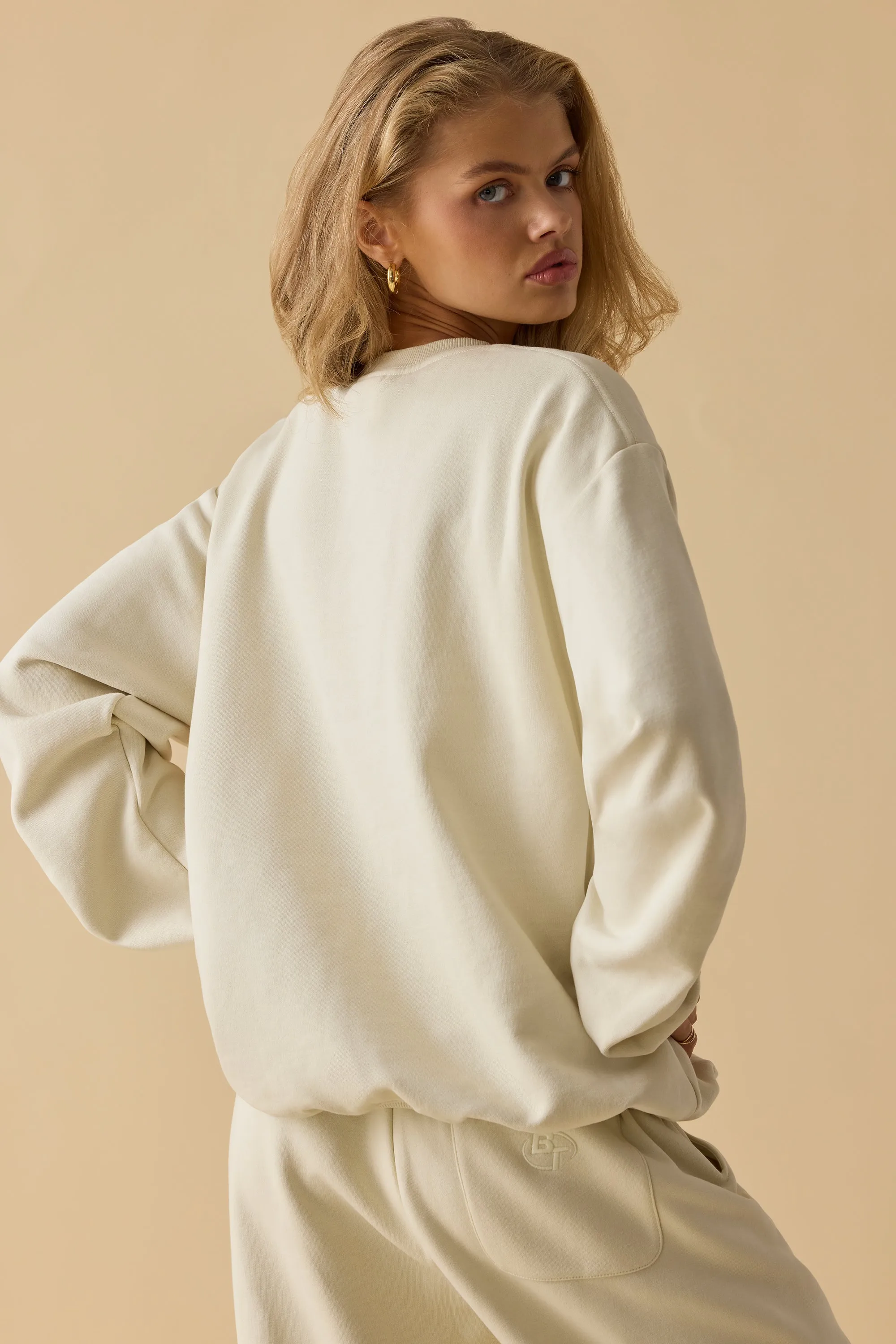 Oversized Crew Neck Sweatshirt in Bone