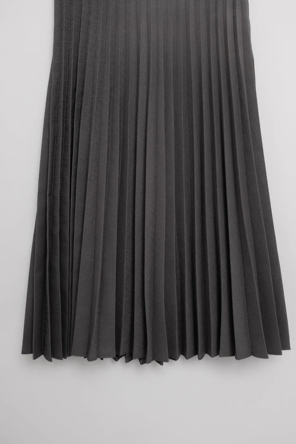 PLEATED GREY MIDI VINTAGE SKIRT