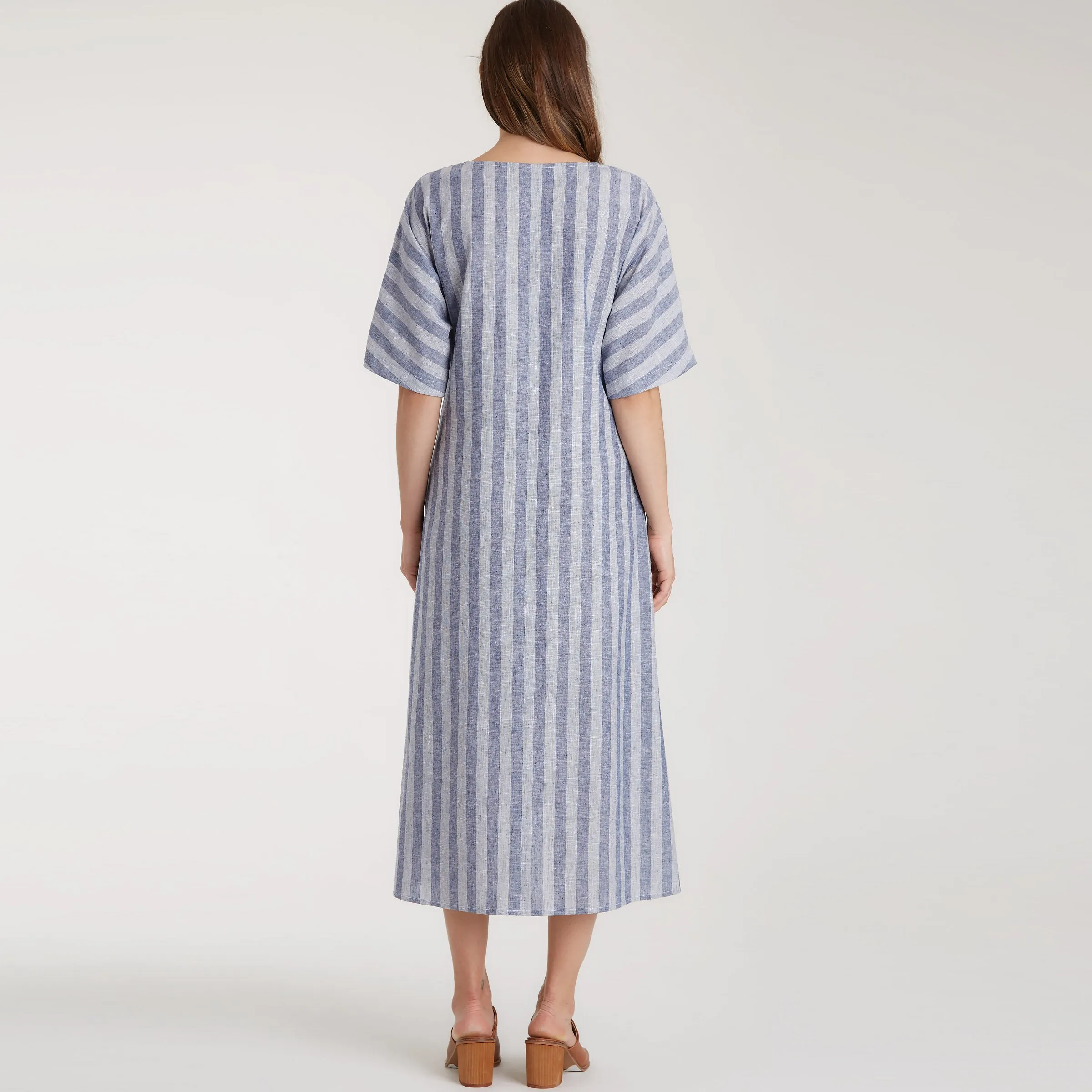 Simplicity Pattern 9101 Misses' Pullover Dresses