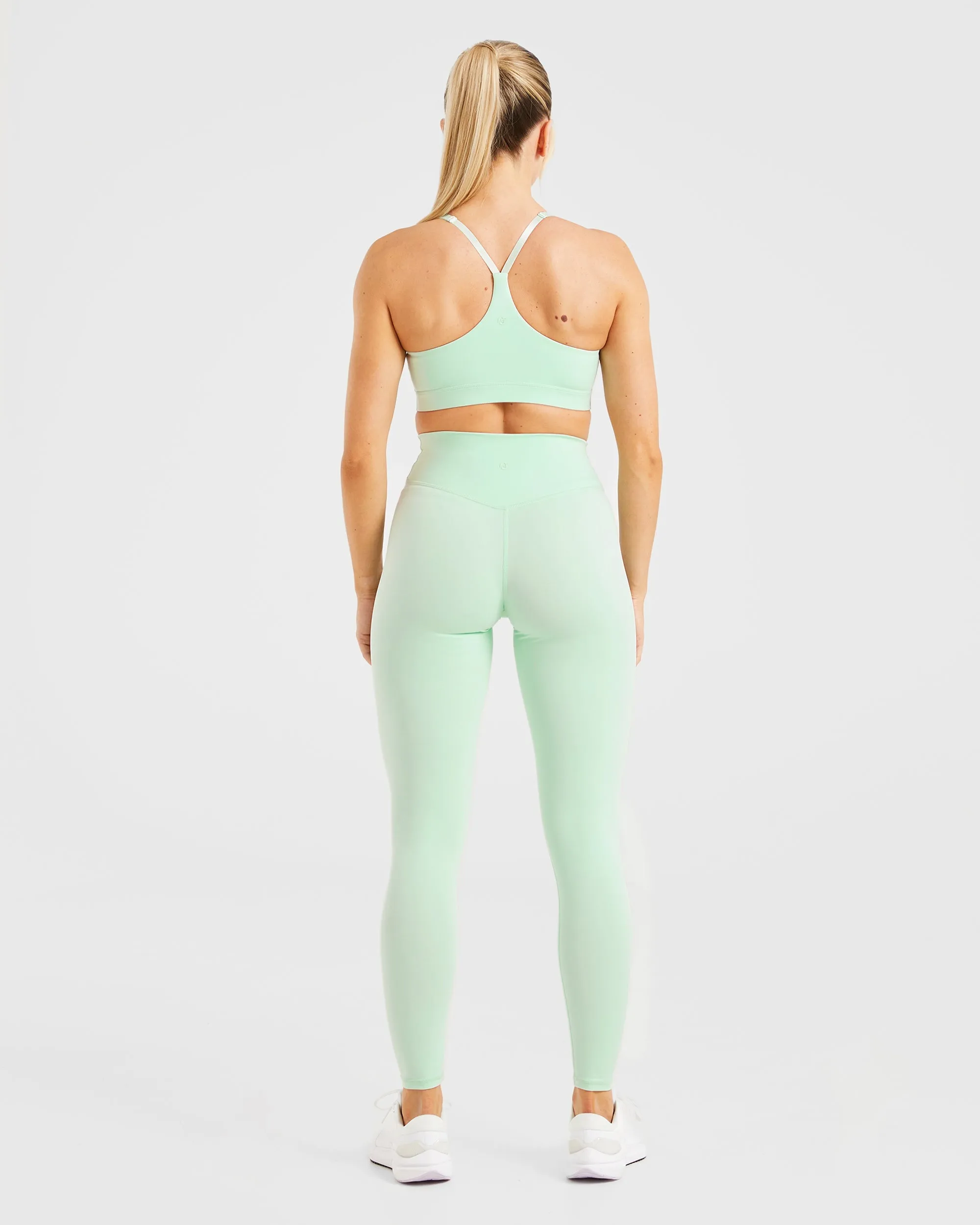 Staple Sports Bra - Mint Green